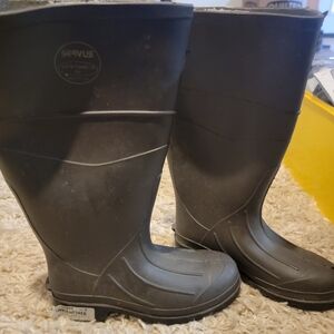 Servus Black Rubber Boots